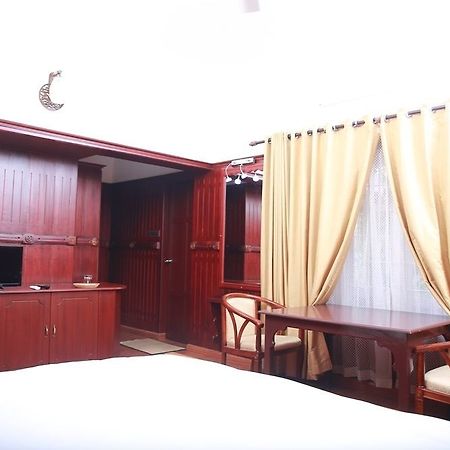 Anamika Ayurvedic Heritage Resort 바르칼라 외부 사진
