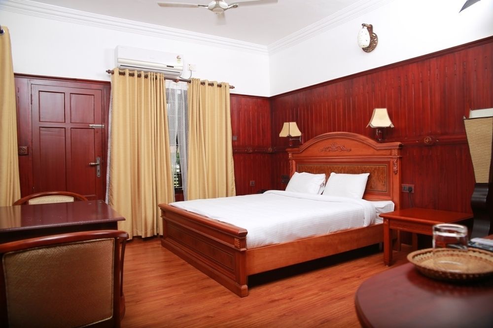 Anamika Ayurvedic Heritage Resort 바르칼라 외부 사진